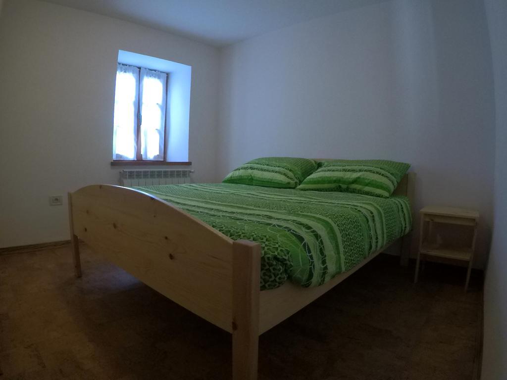 Lesjakova Domacija Бовец Екстер'єр фото